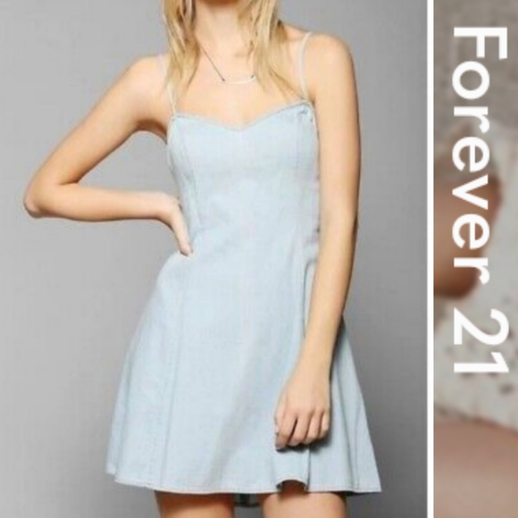 Size M light blue jean denim sun dress - Picture 1 of 15